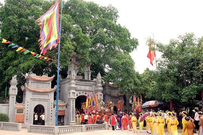 xe đi đền mẫu đồng đăng